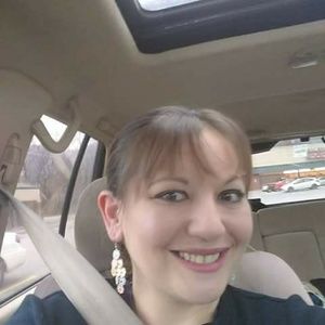 Meet your Posher, Becca